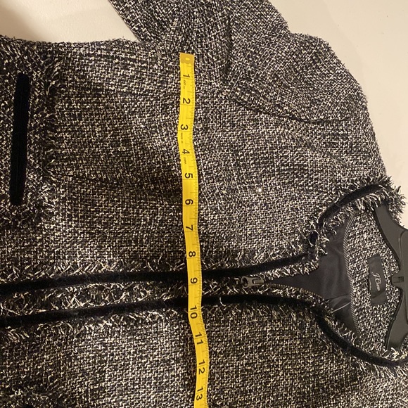 J.Crew lady jacket size 14. There’s a matching skirt that is sold separately. - Picture 6 of 7